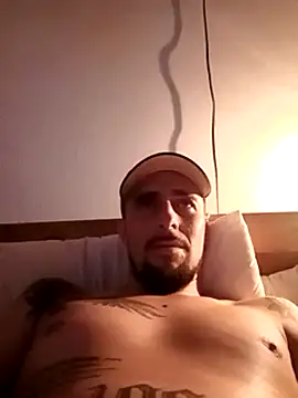 Snapshot of fire_menxxx001 chatting on January 2025 04:57:01 PM fire menxxx001 online show from January 2025 04:57:01 PM