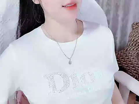 Snapshot of _Lygn__ chatting on October 2025 01:15:02 PM Lygn online show from October 2025 01:15:02 PM