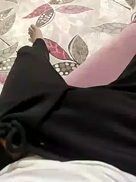 ssikerek23 online show from November 2025 03:22:02 AM