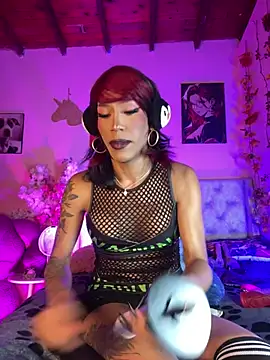 Snapshot of Alexa_Chanell_Oficial chatting on June 2026 03:33:01 AM Alexa Chanell Oficial online show from June 2026 03:33:01 AM