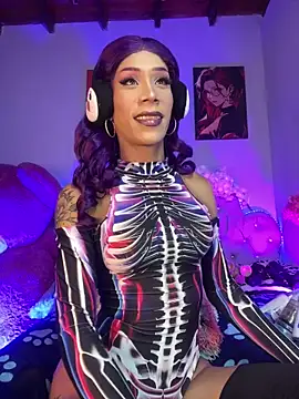 Snapshot of Alexa_Chanell_Oficial chatting on October 2025 01:28:01 AM Alexa Chanell Oficial online show from October 2025 01:28:01 AM