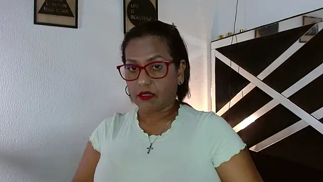 elizabeth mature23 online show from September 2025 12:36:02 PM