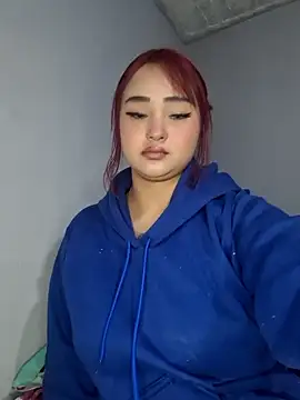 Snapshot of Catherinee69_x chatting on January 2026 04:41:02 AM Catherinee69 x online show from January 2026 04:41:02 AM