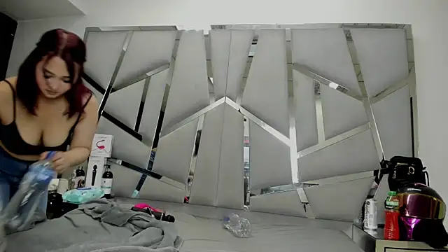 Catherinee69 x online show from April 2026 03:12:01 AM