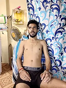 saggy1218 online show from March 2026 04:12:01 PM