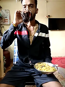 saggy1218 online show from February 2026 07:53:01 AM