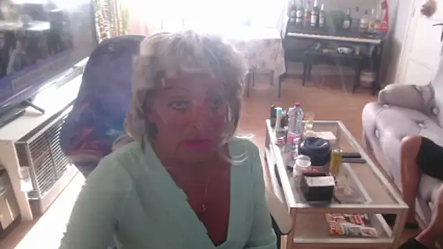 Anjela30 online show from April 2026 04:02:01 PM