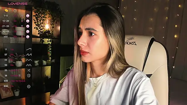 DarlaLike online show from November 2025 03:43:01 AM