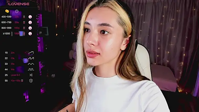 DarlaLike online show from February 2025 10:01:01 AM