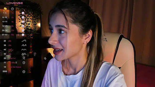 DarlaLike online show from September 2025 04:08:02 AM