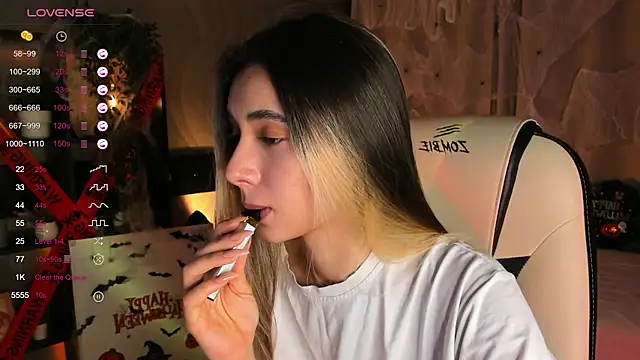 DarlaLike online show from November 2025 03:44:02 AM