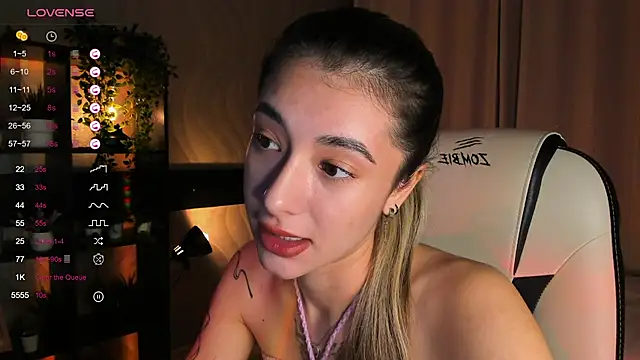 DarlaLike online show from October 2025 03:41:01 AM