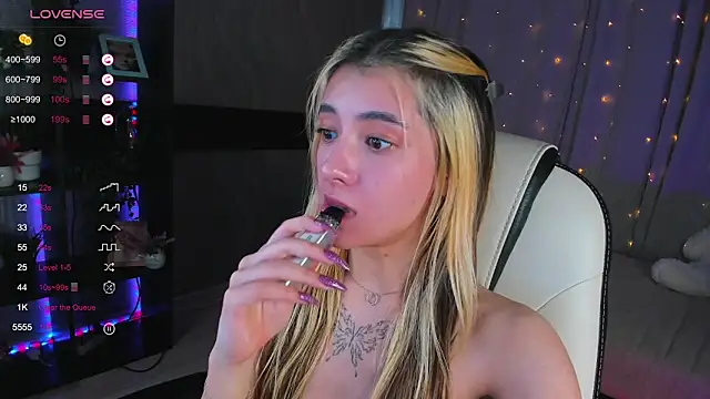 DarlaLike online show from March 2025 07:36:01 AM