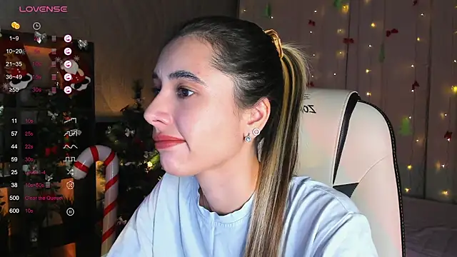DarlaLike online show from December 2025 03:54:01 AM