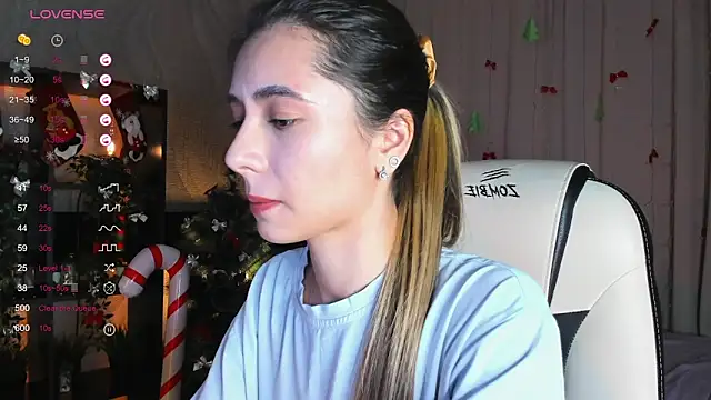 DarlaLike online show from December 2025 04:03:02 AM