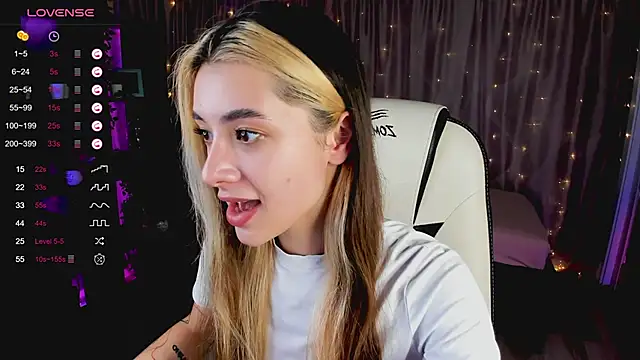 DarlaLike online show from February 2025 06:57:02 AM