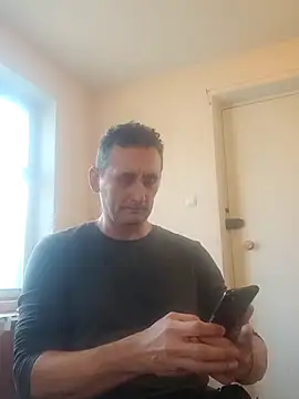 Viause Kentauelle online show from February 2025 01:32:02 PM