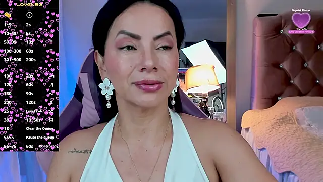 veronika naughty online show from October 2025 02:40:02 PM