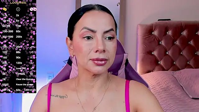 veronika naughty online show from October 2025 01:42:05 PM