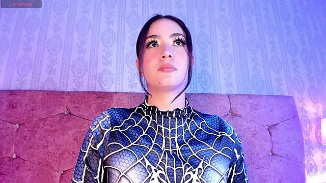 lunar leen online show from October 2025 08:19:01 PM