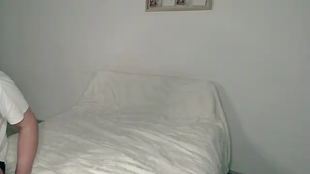 zeskainka online show from February 2025 07:33:01 PM