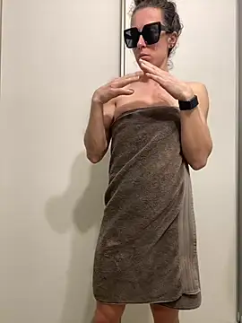 mrs  unknown online show from March 2026 01:07:02 AM