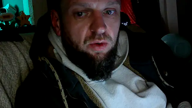 Snapshot of donhulio482 chatting on March 2025 04:57:02 AM donhulio482 online show from March 2025 04:57:02 AM