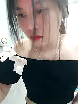 Lien-Yeu online show from February 2025 02:49:01 AM