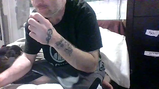 jaxx12369 online show from April 2026 05:03:01 AM