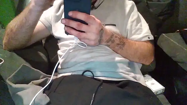 jaxx12369 online show from November 2025 04:21:01 PM