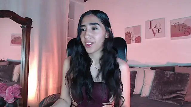 madisex s online show from November 2025 12:27:01 PM