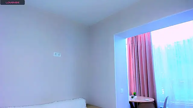 Feral  berry   online show from February 2026 08:49:01 AM