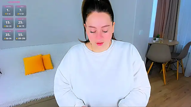 Feral  berry   online show from November 2025 07:56:01 AM