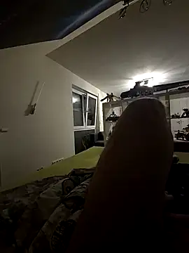 Snapshot of Bombada1 chatting on September 2025 07:03:01 PM Bombada1 online show from September 2025 07:03:01 PM