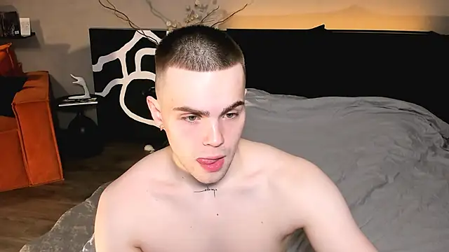 simonwnl online show from February 2026 04:18:02 PM