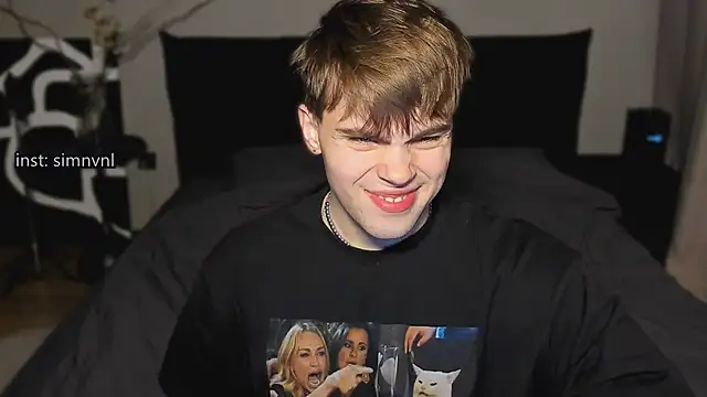 simonwnl online show from December 2025 08:52:01 PM