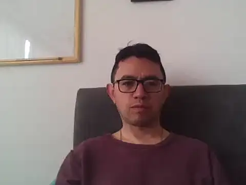 Snapshot of Diptongo chatting on December 2024 03:45:01 PM Diptongo online show from December 2024 03:45:01 PM
