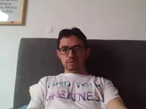 Snapshot of Diptongo chatting on February 2025 08:58:02 PM Diptongo online show from February 2025 08:58:02 PM