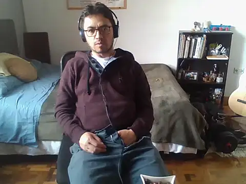 Snapshot of Diptongo chatting on October 2025 05:35:02 PM Diptongo online show from October 2025 05:35:02 PM
