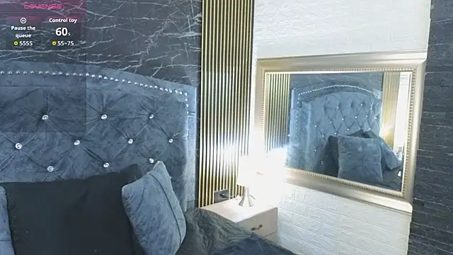 charlotte  G online show from February 2026 10:57:02 AM