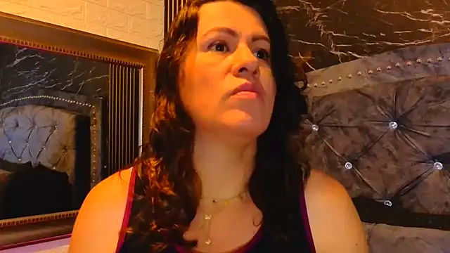 charlotte  G online show from March 2026 11:10:01 AM