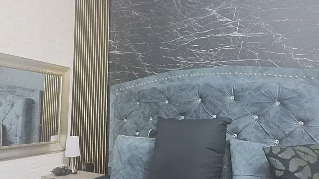 charlotte  G online show from March 2026 10:39:02 AM