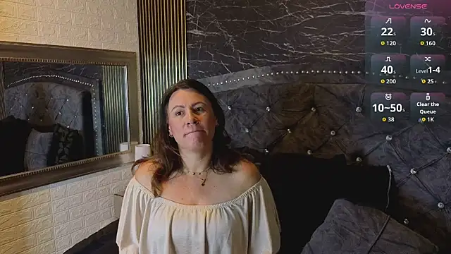 charlotte  G online show from April 2026 11:17:02 AM