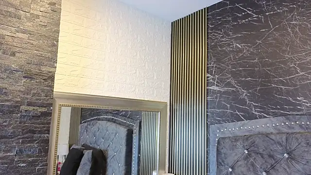 charlotte  G online show from March 2026 11:29:02 AM