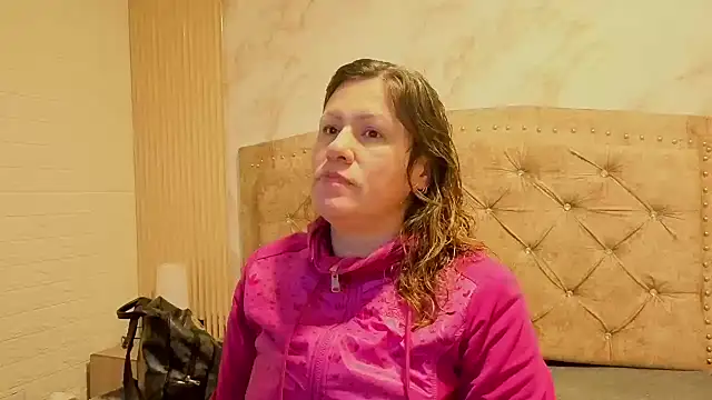 Snapshot of charlotte__G chatting on November 2025 11:15:01 AM charlotte G online show from November 2025 11:15:01 AM