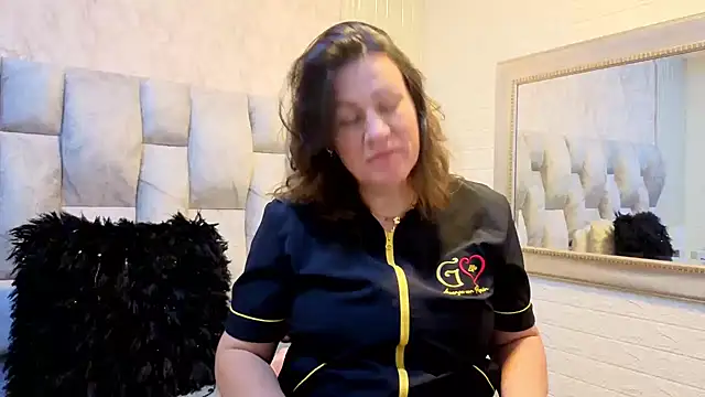 Snapshot of charlotte__G chatting on December 2025 12:18:02 PM charlotte G online show from December 2025 12:18:02 PM