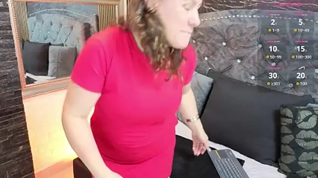 charlotte  G online show from April 2026 11:22:02 AM