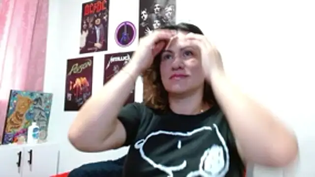 Snapshot of charlotte__G chatting on December 2025 06:12:01 PM charlotte G online show from December 2025 06:12:01 PM