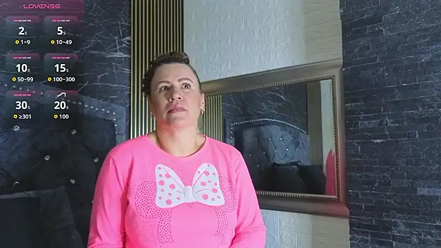 charlotte  G online show from February 2026 10:47:01 AM