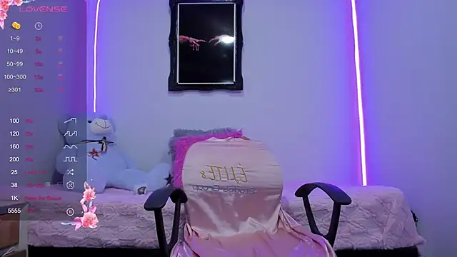 liz 25b online show from November 2025 03:44:01 AM